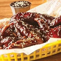 Smokey BBQ wings